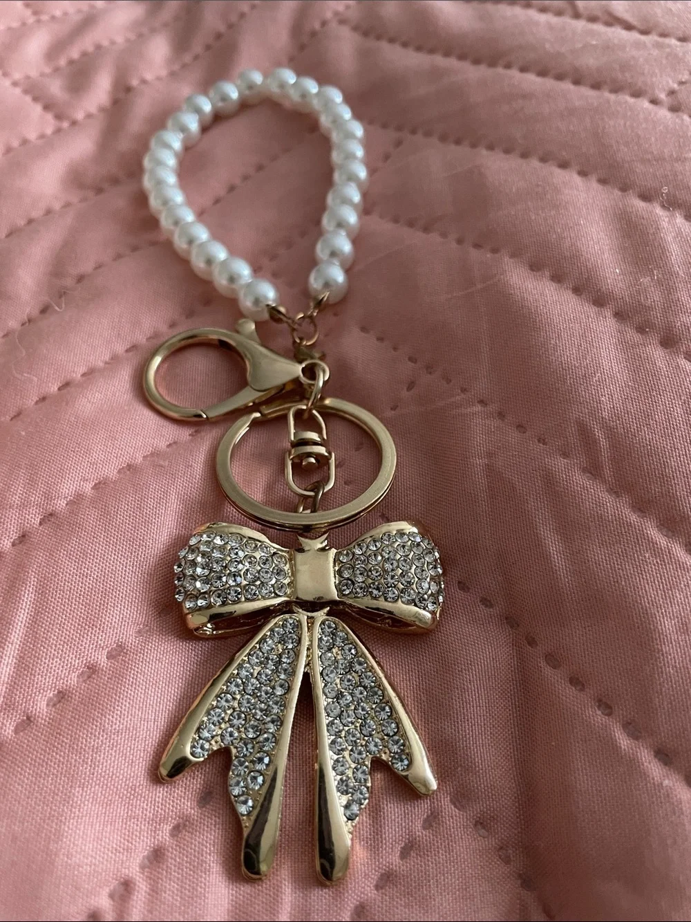 Fashion Jewelry Pearl & Gold Bow Keychain- Homemade Pink Yarn & Pearl Keychain